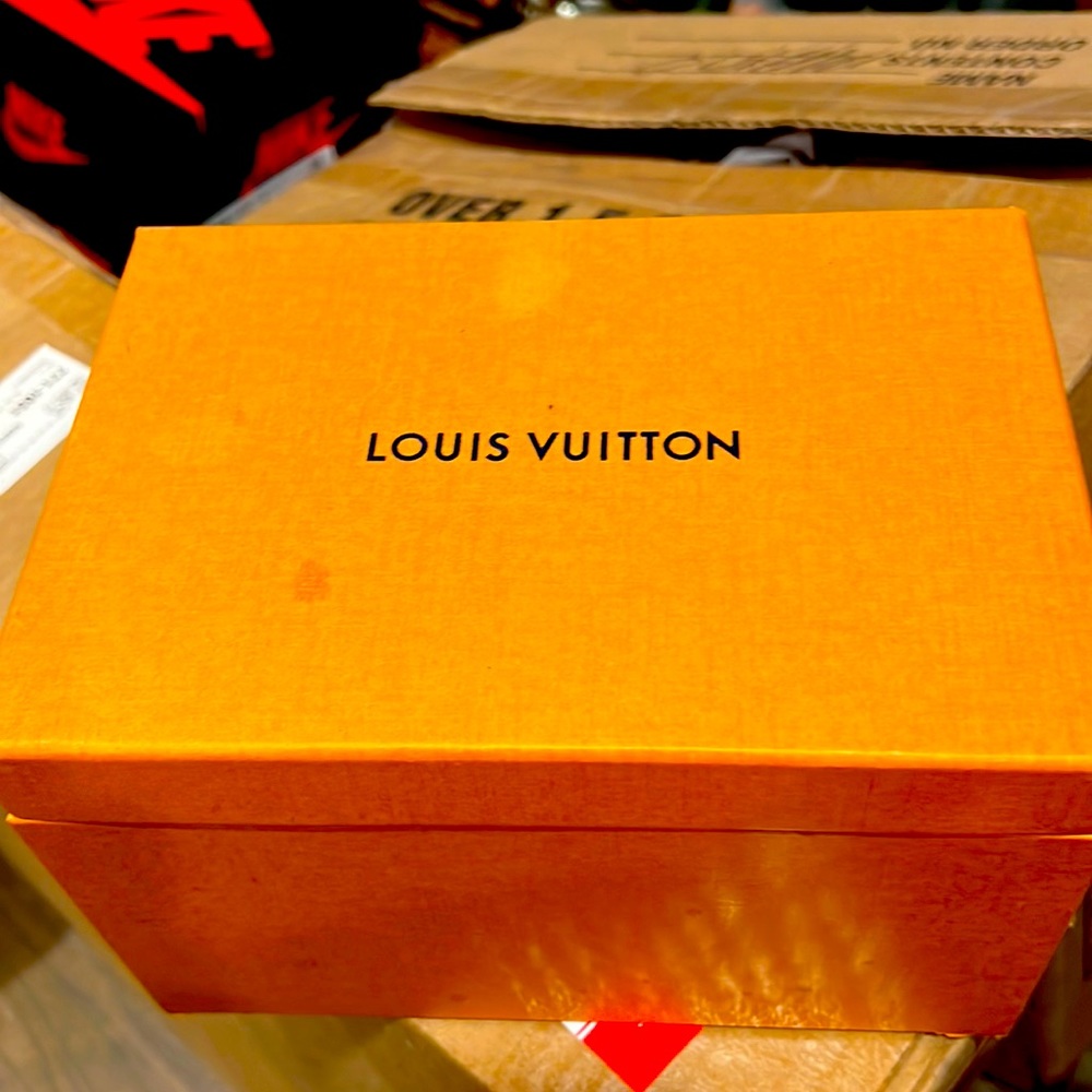 Android Louie watch